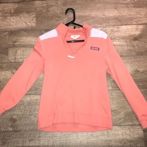 Vineyard Vines pullover. Good Condition.